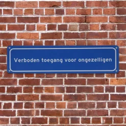 Metalen bord Ongezelligen