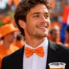 Vlinderdas oranje